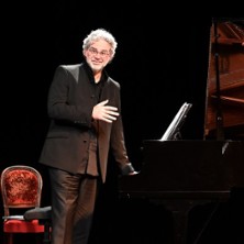 Bach ou l'infini au bout des doigts