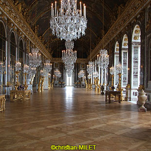 CHÂTEAU DE VERSAILLES CHÂTEAU DE VERSAILLES